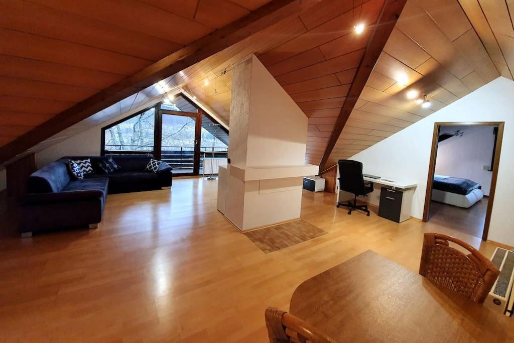 Studiowohnung Schwabenalb Mit Panoramablick Albstadt Exterior photo