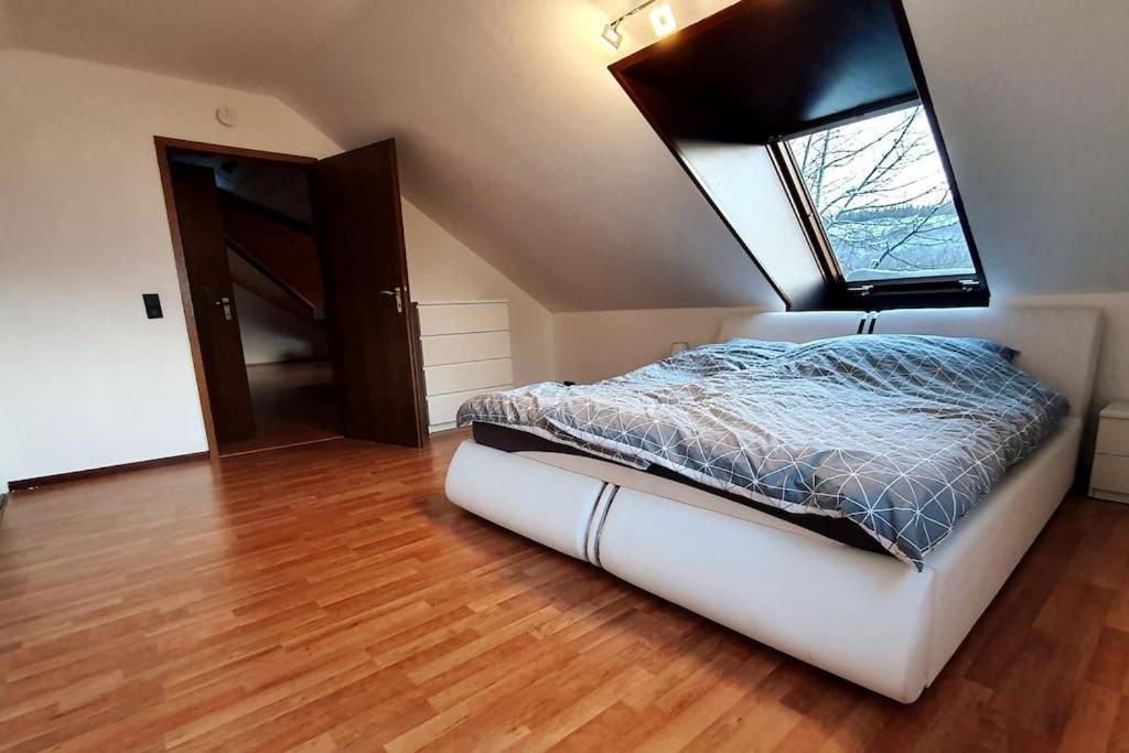 Studiowohnung Schwabenalb Mit Panoramablick Albstadt Exterior photo